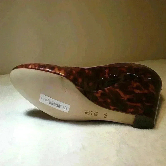 Black Saks fifth avenue wedge - Picture 6 of 8